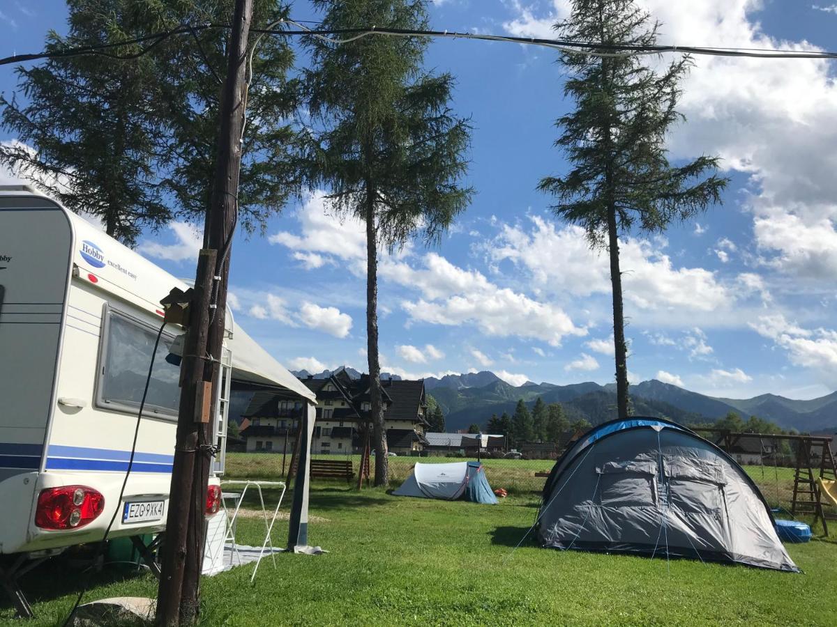 Skoczek Nie Dotyczy Noclegu W Pokoju ,w Namiocie Reczniki Woda Mineralna , Koldra Poduszki Lub Spiwory Zakopane
