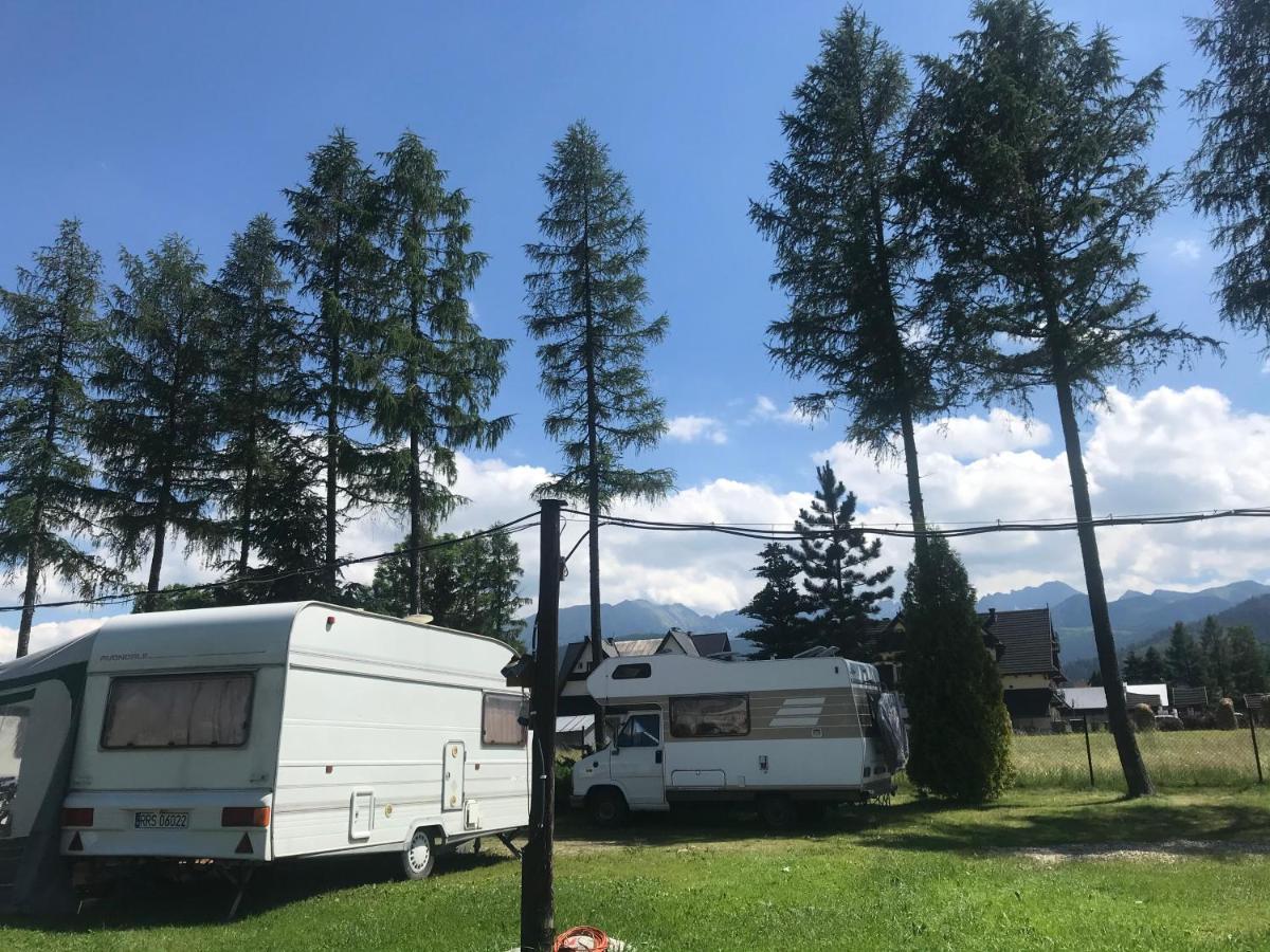 Skoczek Nie Dotyczy Noclegu W Pokoju ,w Namiocie Reczniki Woda Mineralna , Koldra Poduszki Lub Spiwory Campingplatz Zakopane
